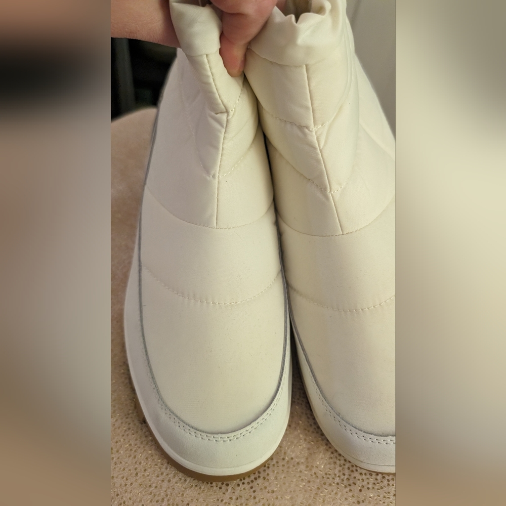 All in Motion womens winter boot 12 NWT - Picture 10 of 10